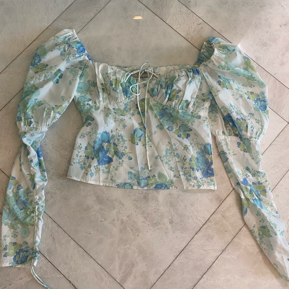 Flower top - Picture 2 of 3